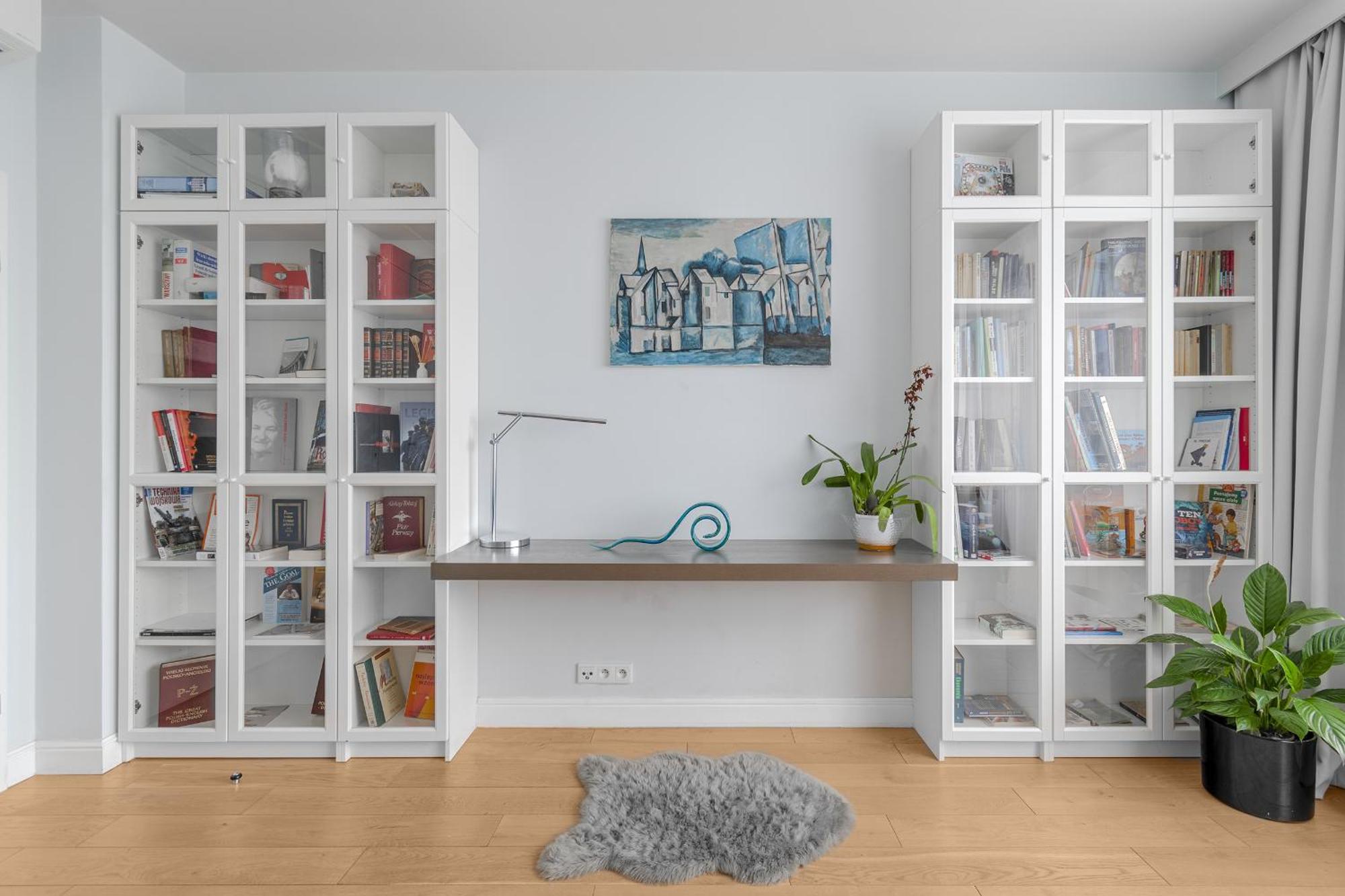 Apartment Unitapartament Delux Centrum Blisko Plac Zbawiciela Hala Koszyki Metro Politechnika Jest To Elegancki I Wygodny Na I W Warszawie - Zapraszamy Warschau