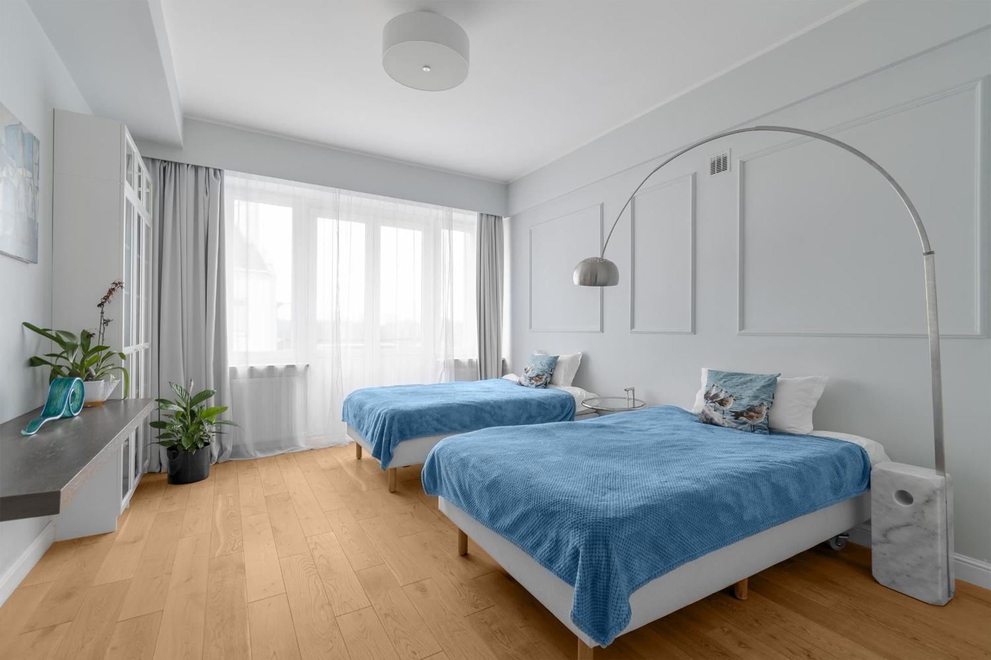 Unitapartament Delux Centrum Blisko Plac Zbawiciela Hala Koszyki Metro Politechnika Jest To Elegancki I Wygodny Na I W Warszawie - Zapraszamy Apartment